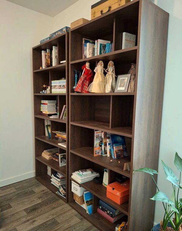 GRAND VIDE propose un service de débarras de bibliothèques, livres, vinyles, cd, dvd, bd à Paris 20e pour immeubles parisiens. Nous intervenons à Belleville, Gambetta, Jourdain et Ménilmontant et autres arrondissements du 20e pour évacuer aussi meubles, archives, objets anciens et encombrants accumulés depuis plusieurs années.
